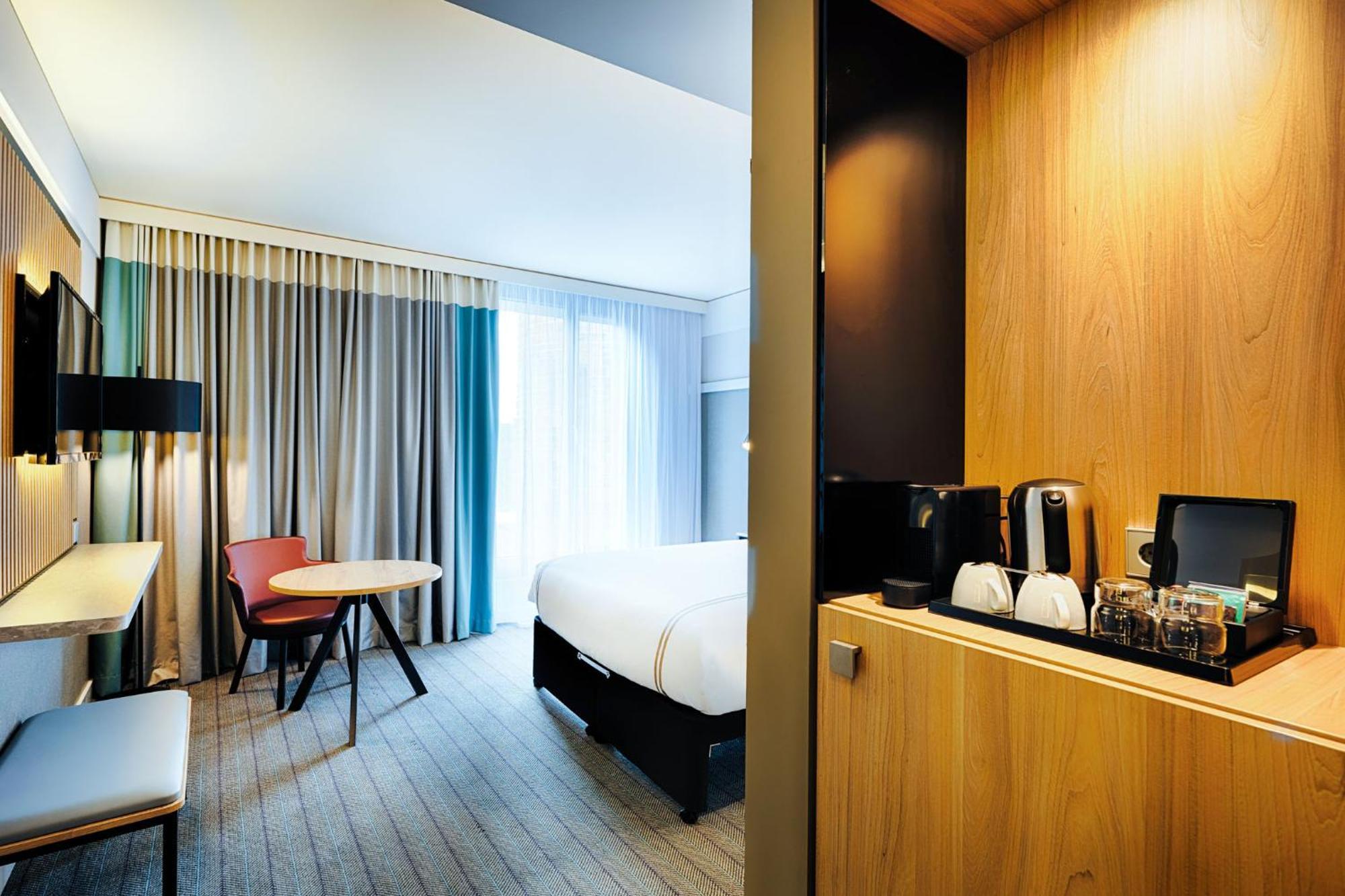 Premier Inn Heilbronn City Centre Экстерьер фото