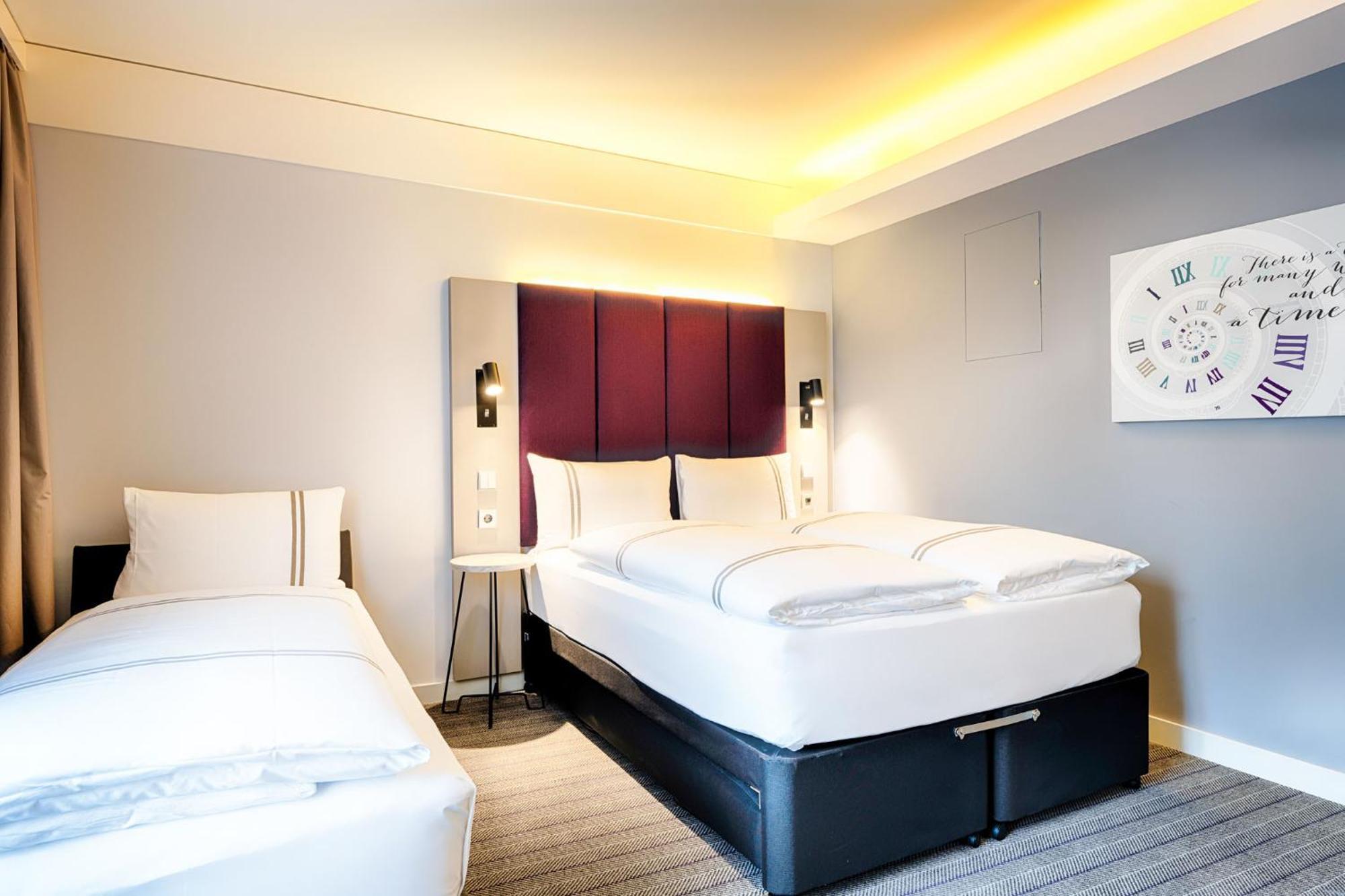 Premier Inn Heilbronn City Centre Экстерьер фото