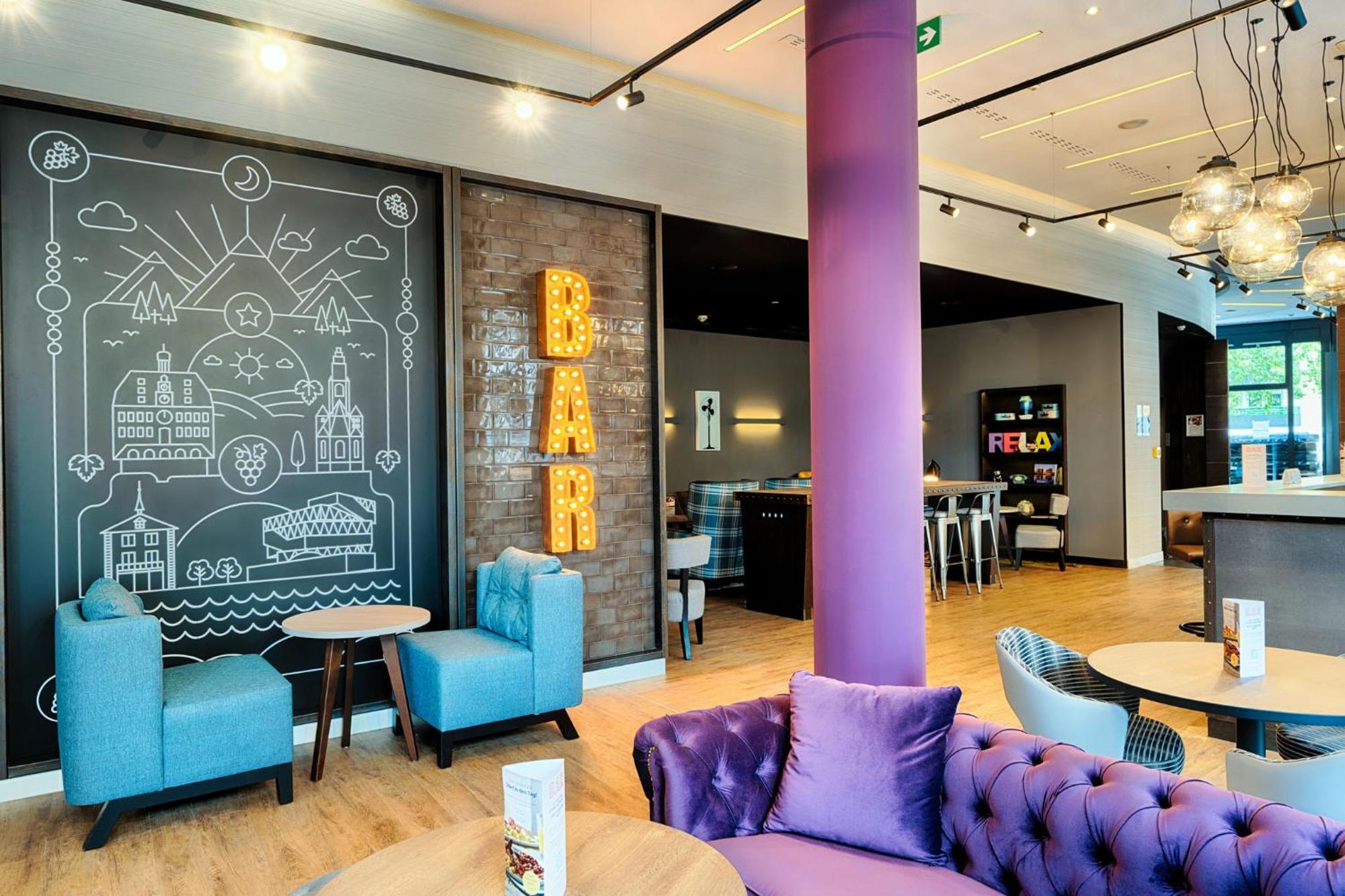 Premier Inn Heilbronn City Centre Экстерьер фото